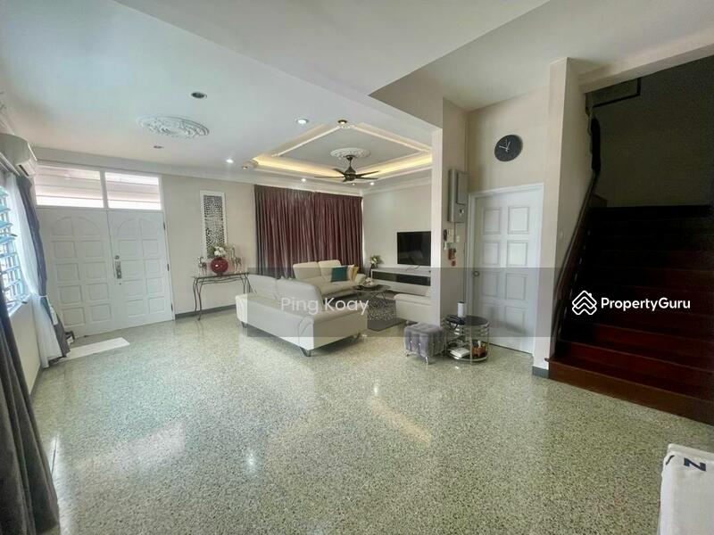 For Sale - 2 STY SEMI-D | RENOVATED | BERJAYA near MARKET