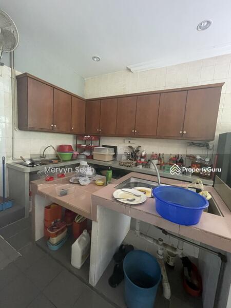 Untuk Dijual - RESERVOIR CRESCENT