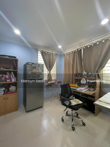 Untuk Dijual - RESERVOIR CRESCENT
