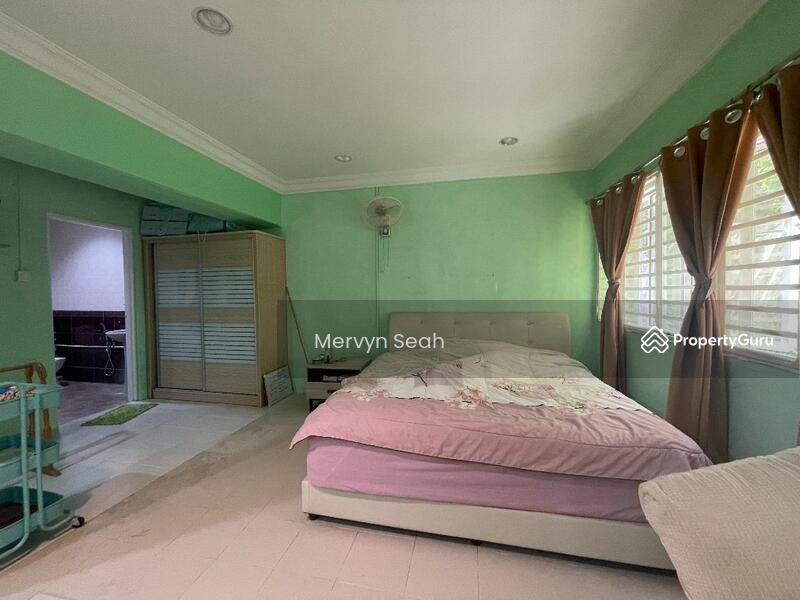 Untuk Dijual - RESERVOIR CRESCENT