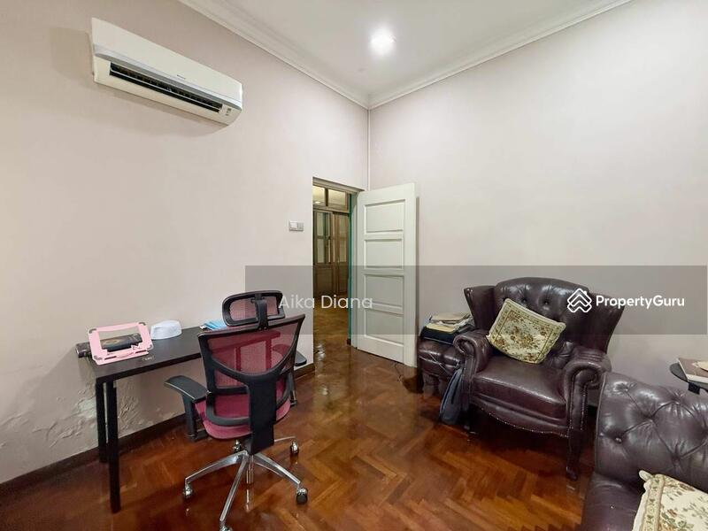 For Sale - LUXURY Bungalow @ Seksyen 8 Kota Damansara