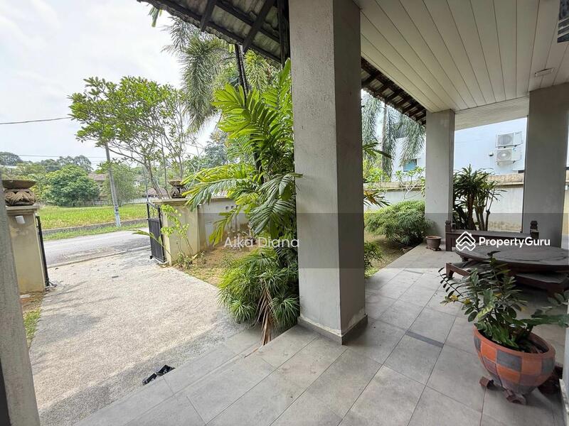 For Sale - LUXURY Bungalow @ Seksyen 8 Kota Damansara