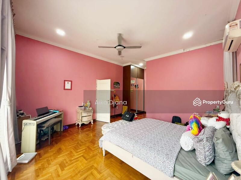 For Sale - LUXURY Bungalow @ Seksyen 8 Kota Damansara