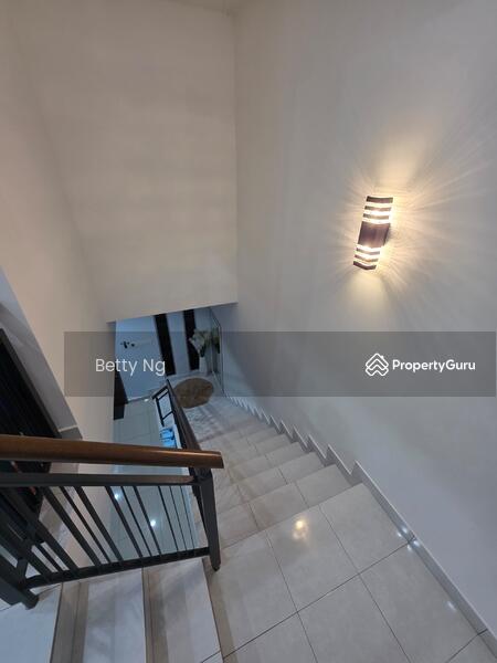 Untuk Dijual - oJalan Lanjut 8, Desa Cemerlang