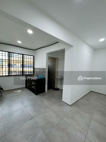 For Rent - 3rd Floor Office Space Rent 870sf Well Maintained with Lift Georgetown