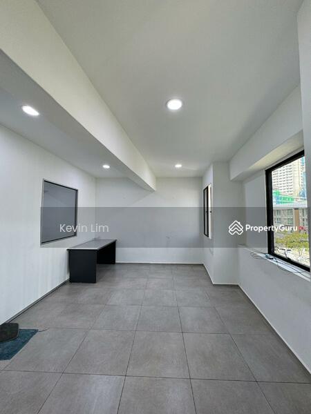 For Rent - 3rd Floor Office Space Rent 870sf Well Maintained with Lift Georgetown