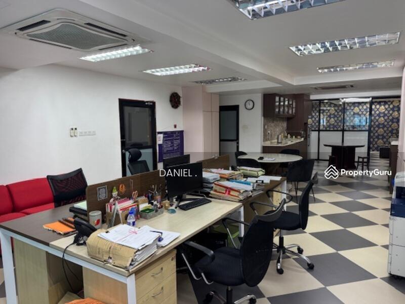 For Rent - Dataran De Palma