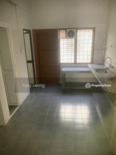 Untuk Disewa - TAMAN KENCANA 2 STOREY FO RENT , NEAR TAMAN MUDA