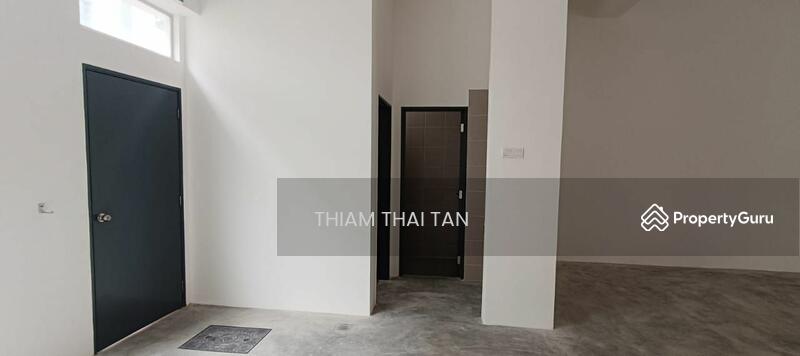 For Rent - KAJANG TAMAN INDAH CHERAS JALAN BALAKONG 4 Storey Shoplot face Main Road for Rent