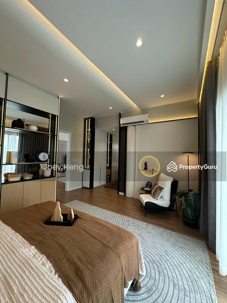 For Sale - SEREMBAN SUPERLINK 24X75 BIG LAND FREE SMART HOME