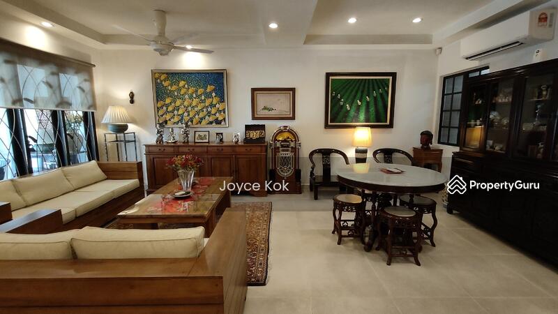 For Sale - USJ 5. Extended.Renovated. Park 2 cars. Move in condition