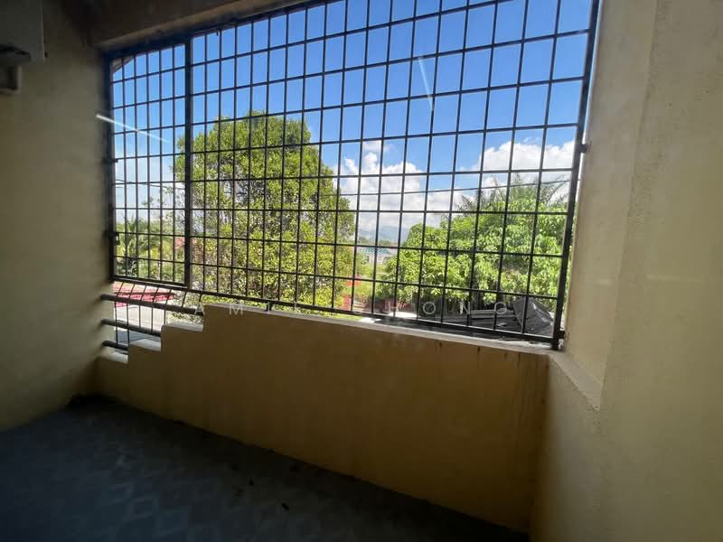 Pasir Puteh Double Storey Terrace House Super Long For Sale untuk Untuk Dijual - RM 338,000, Mac 2026 - PropertyGuru.com.my