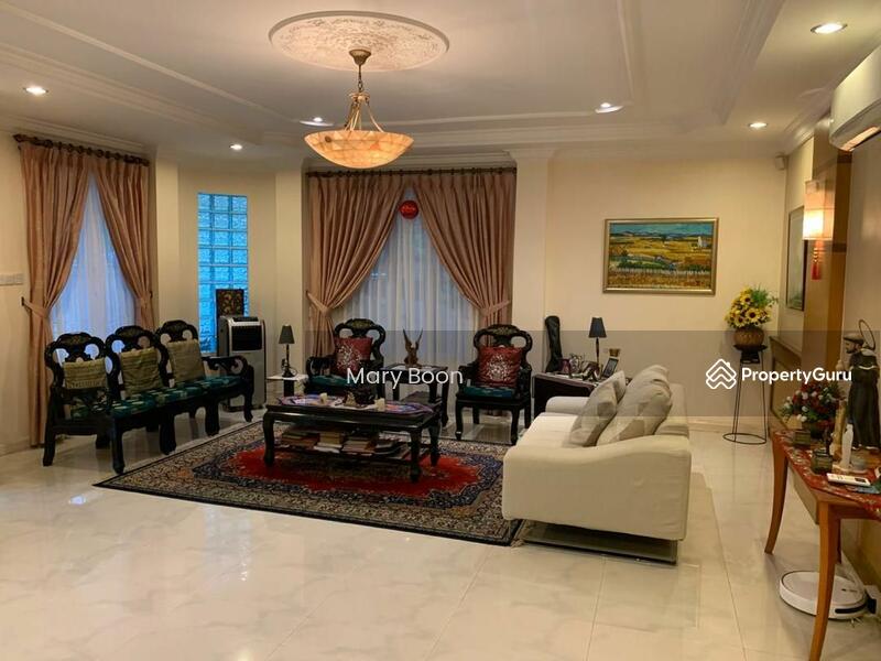 Untuk Dijual - Semi-Detached House at Tabuan Heights