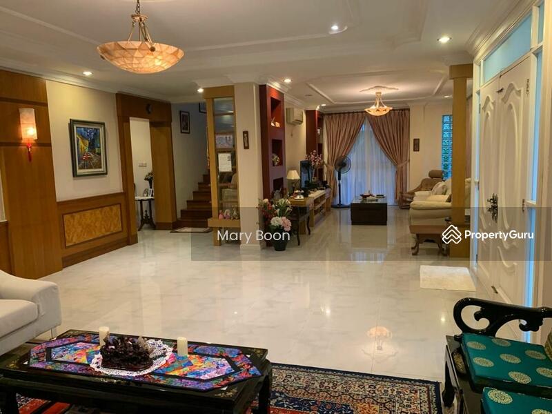 Untuk Dijual - Semi-Detached House at Tabuan Heights