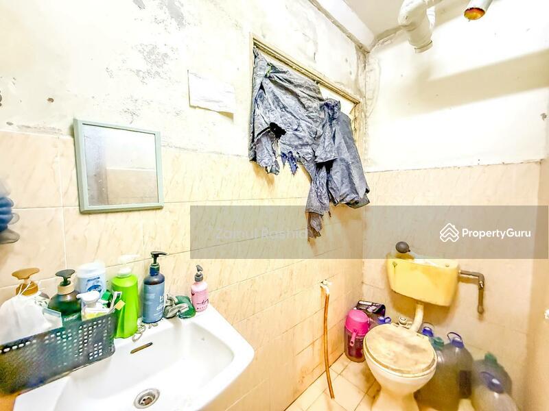 Untuk Dijual - PPR Pantai Ria