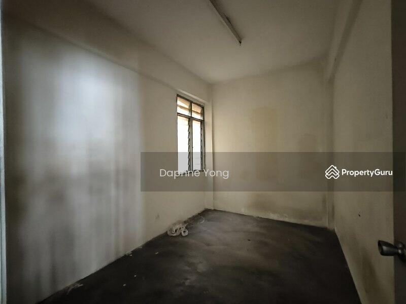 For Sale - Pangsapuri Putra Raya