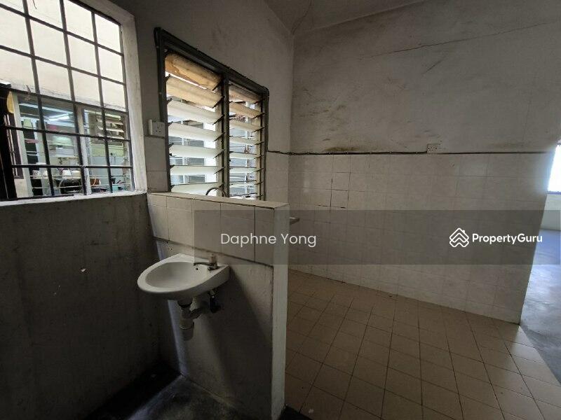 For Sale - Pangsapuri Putra Raya