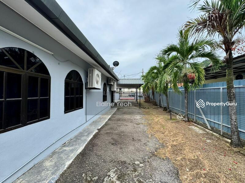 For Rent - Tanjung Tokong BIG LAND SEMI-D 4200sqtt 6 Cars