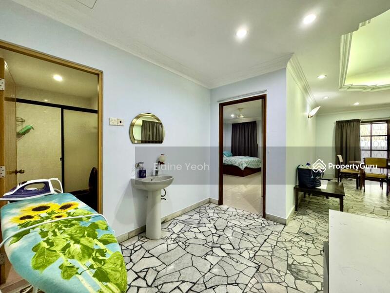 For Rent - Tanjung Tokong BIG LAND SEMI-D 4200sqtt 6 Cars