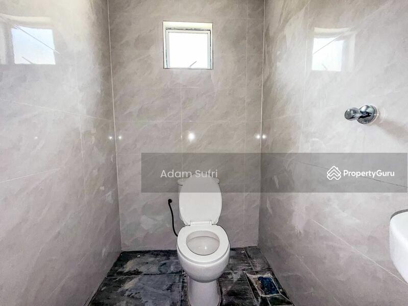 For Sale - 2-storey Terrace House at Bukit Sentosa