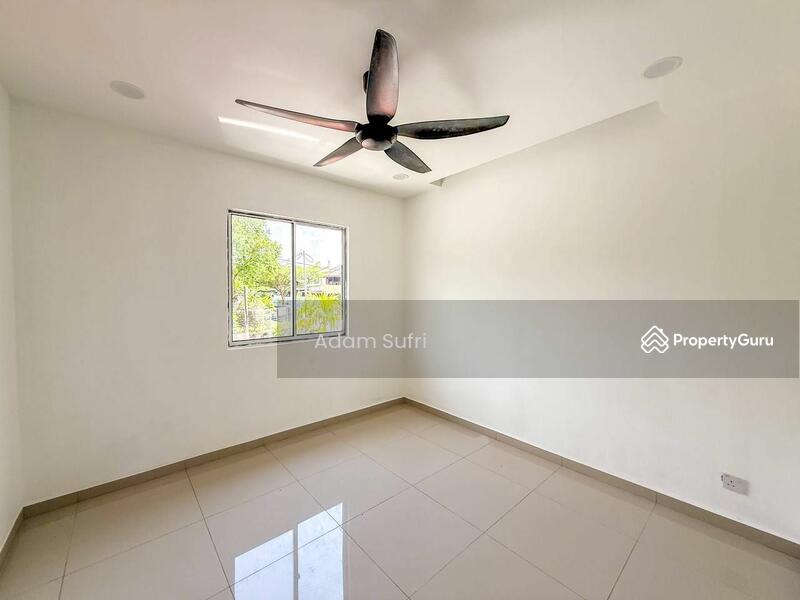 For Sale - 2-storey Terrace House at Bukit Sentosa