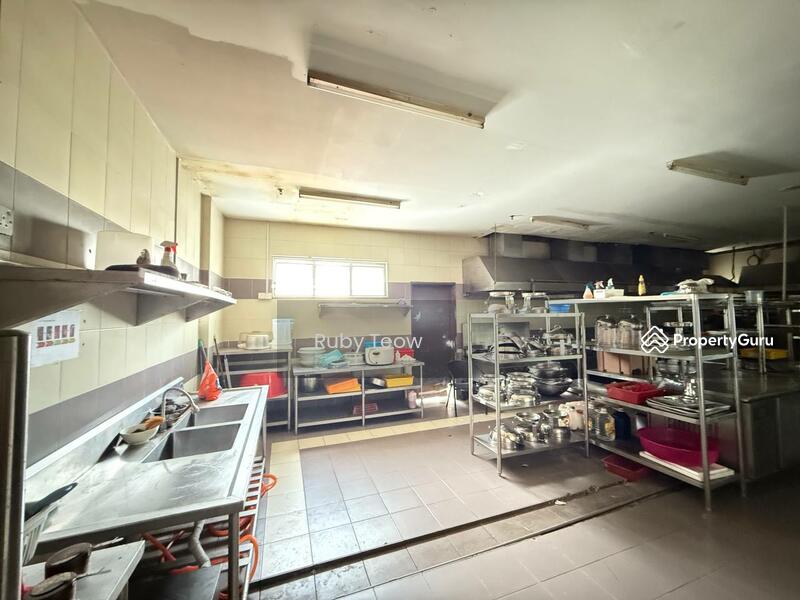 Untuk Disewa - Bayu Marina Residence @ Taman Bayu Puteri – Commercial Lot (Corner Unit) for Rent