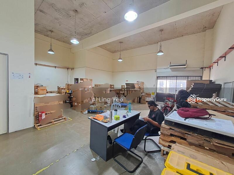 Untuk Disewa - Semi-D factory at Taman Perindustrian Sime Uep