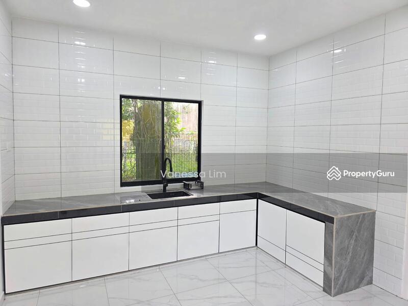 For Sale - 1-storey Terraced House at Kampung Bahru