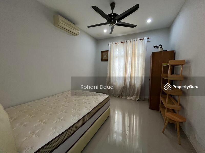 Untuk Disewa - 1 Storey Banglow Desa Pinggiran Putra KAJANG
