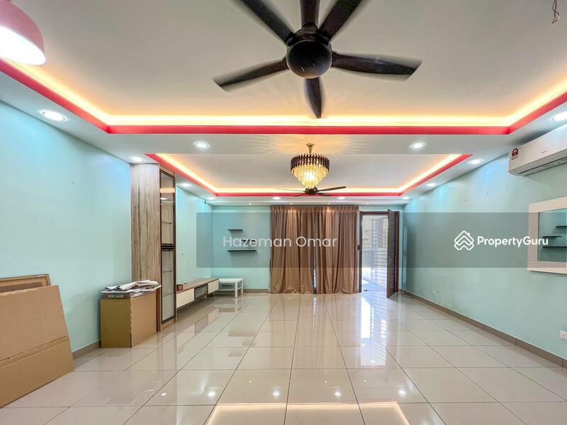 Untuk Dijual - [1539 sqft - Renovated - Facing Open] The Strata Townhouse Bandar Puteri Bangi