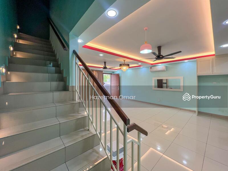 Untuk Dijual - [1539 sqft - Renovated - Facing Open] The Strata Townhouse Bandar Puteri Bangi