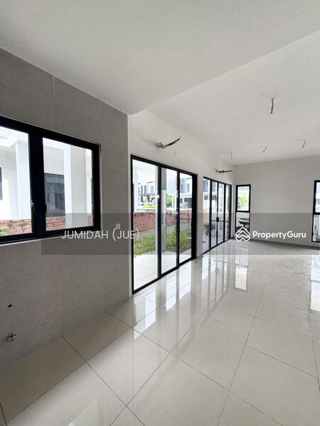 Premium Freehold Cluster Semi-D @ Bromelia, Bukit Puchong