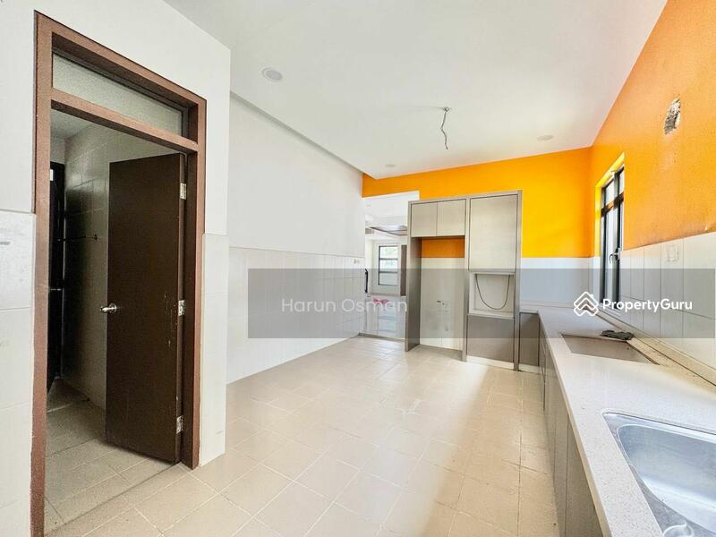 Untuk Dijual - Adenia, Puncak Bestari 2