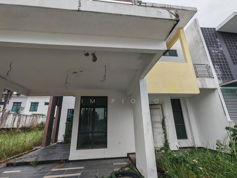 For Sale - Vista Kirana