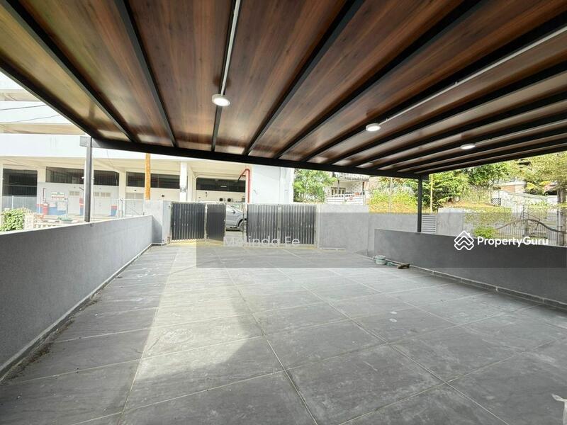 Untuk Dijual - Johor Bahru Kampung Mahmoddiah Fully Renovated 2 Storey Semi D 4bed