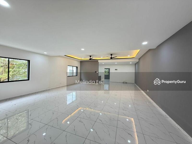 Untuk Dijual - Johor Bahru Kampung Mahmoddiah Fully Renovated 2 Storey Semi D 4bed