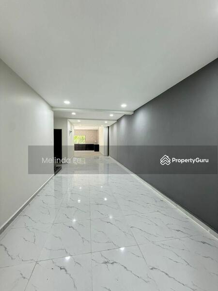 Untuk Dijual - Johor Bahru Kampung Mahmoddiah Fully Renovated 2 Storey Semi D 4bed