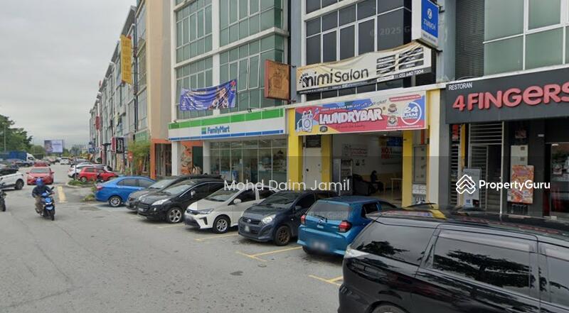 Untuk Disewa - Facing Main Road – 1st Floor Intermediate Unit, Bandar Saujana Putra