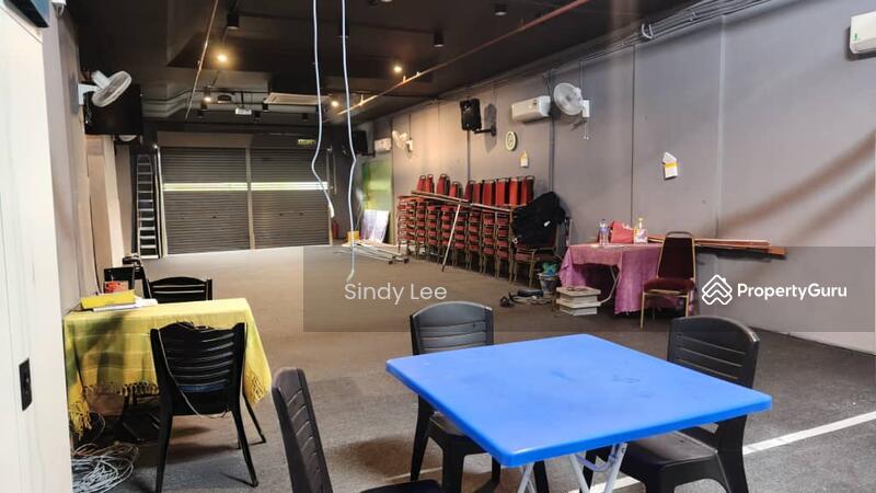 Untuk Disewa - SHOP LOT FIRST FLOOR RENT AT GOLDEN TRIANGLE BAYAN LEPAS