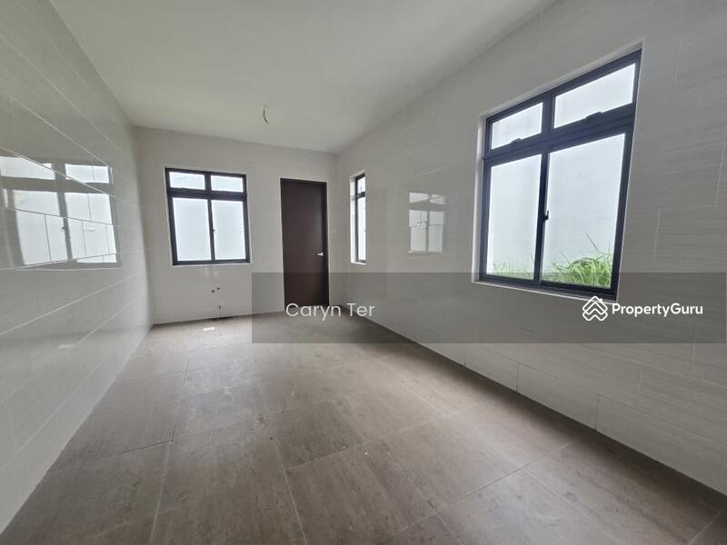 For Sale - Taman Senai Utama