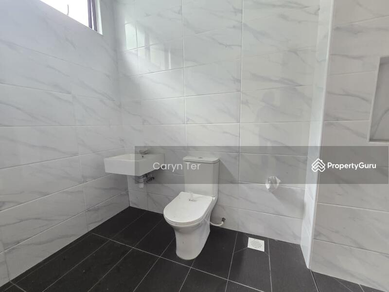 For Sale - Taman Senai Utama