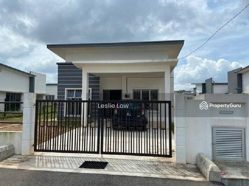 Untuk Dijual - November 2025 BANK LEONG Bungalow : No.21, Jalan Teguh 5, Taman Sri Lambak, KLUANG, Johor