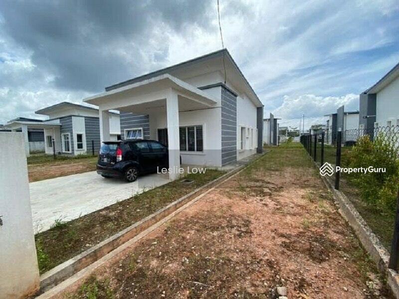 Untuk Dijual - November 2025 BANK LEONG Bungalow : No.21, Jalan Teguh 5, Taman Sri Lambak, KLUANG, Johor