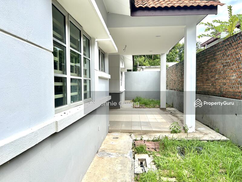 For Sale - S2 PARK AVENUE SINGLE STOREY BUNGALOW