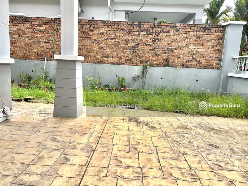 For Sale - S2 PARK AVENUE SINGLE STOREY BUNGALOW