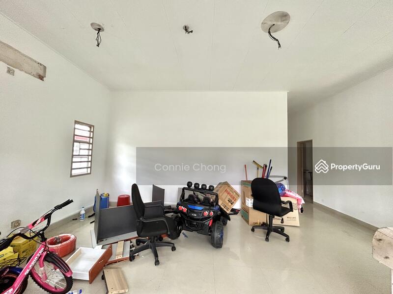 For Sale - S2 PARK AVENUE SINGLE STOREY BUNGALOW