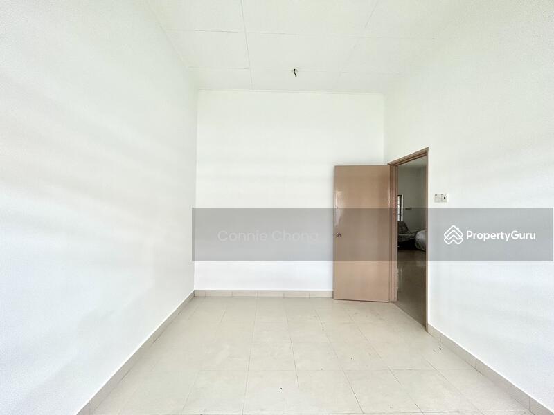 For Sale - S2 PARK AVENUE SINGLE STOREY BUNGALOW