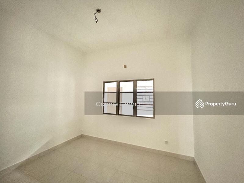 For Sale - S2 PARK AVENUE SINGLE STOREY BUNGALOW