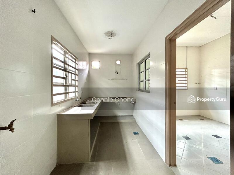 For Sale - S2 PARK AVENUE SINGLE STOREY BUNGALOW