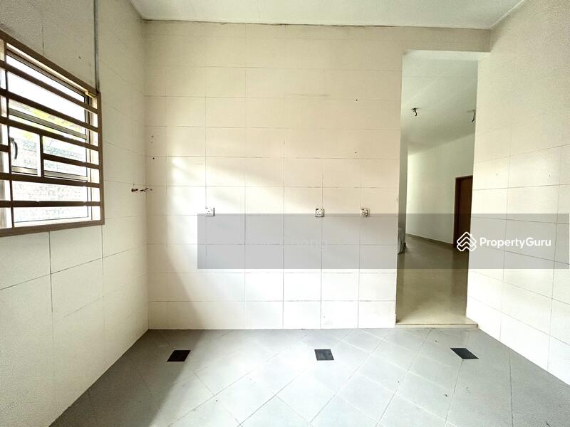 For Sale - S2 PARK AVENUE SINGLE STOREY BUNGALOW